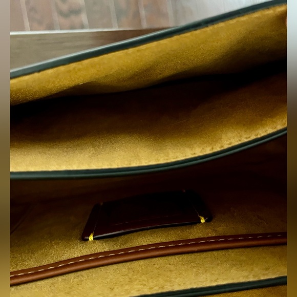 Coach Studio Bag Black Glovetanned Leather EUC soft lining Gold Hardware 🖤 - Picture 12 of 16